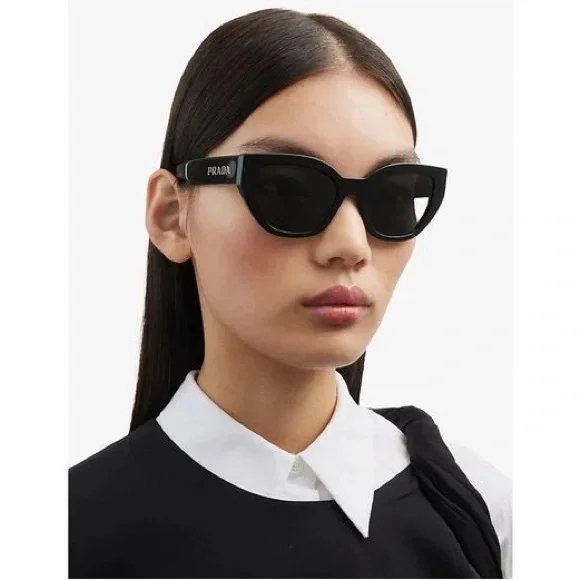 NEW PRADA SPR A09 1AB5S0 WOMEN SUNGLASSES PRA09S 1AB5S0 BLACK CAT EYE PR A09S